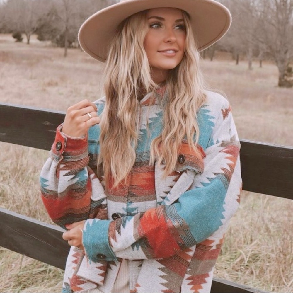 🆕 Yellowstone Aztec Tribal Print Shacket Jacket Coat 🌵
